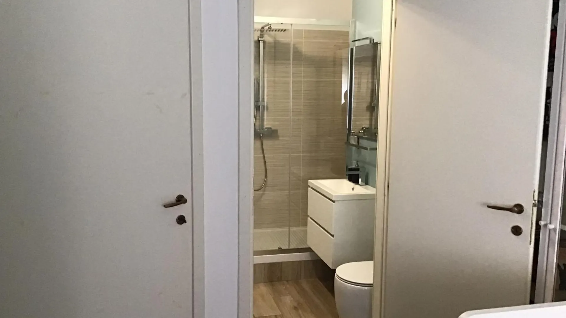 Camera Esperienzanarrata Di Maria Adelaide Milan Homestay
