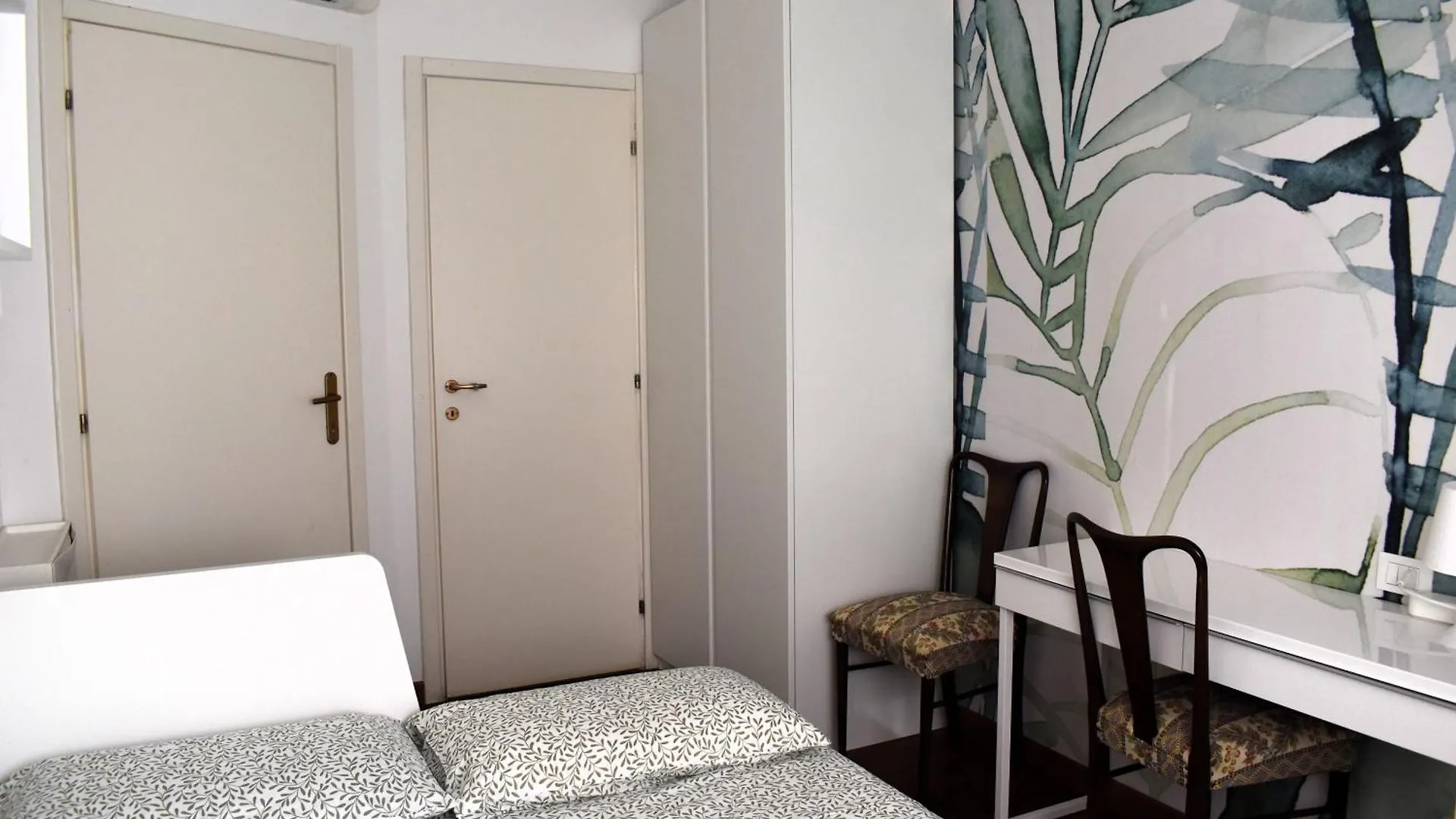 Homestay Camera Esperienzanarrata Di Maria Adelaide Milan Italy